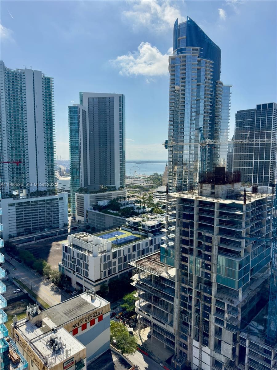20 NE 11th St # 3006A, Miami FL 33132