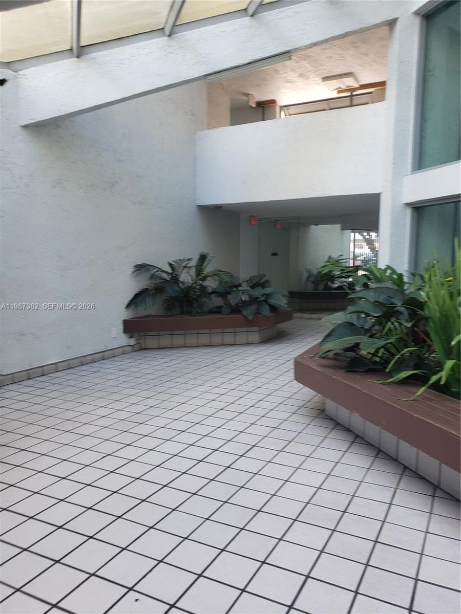 11800 SW 18th St # 4, Miami FL 33175