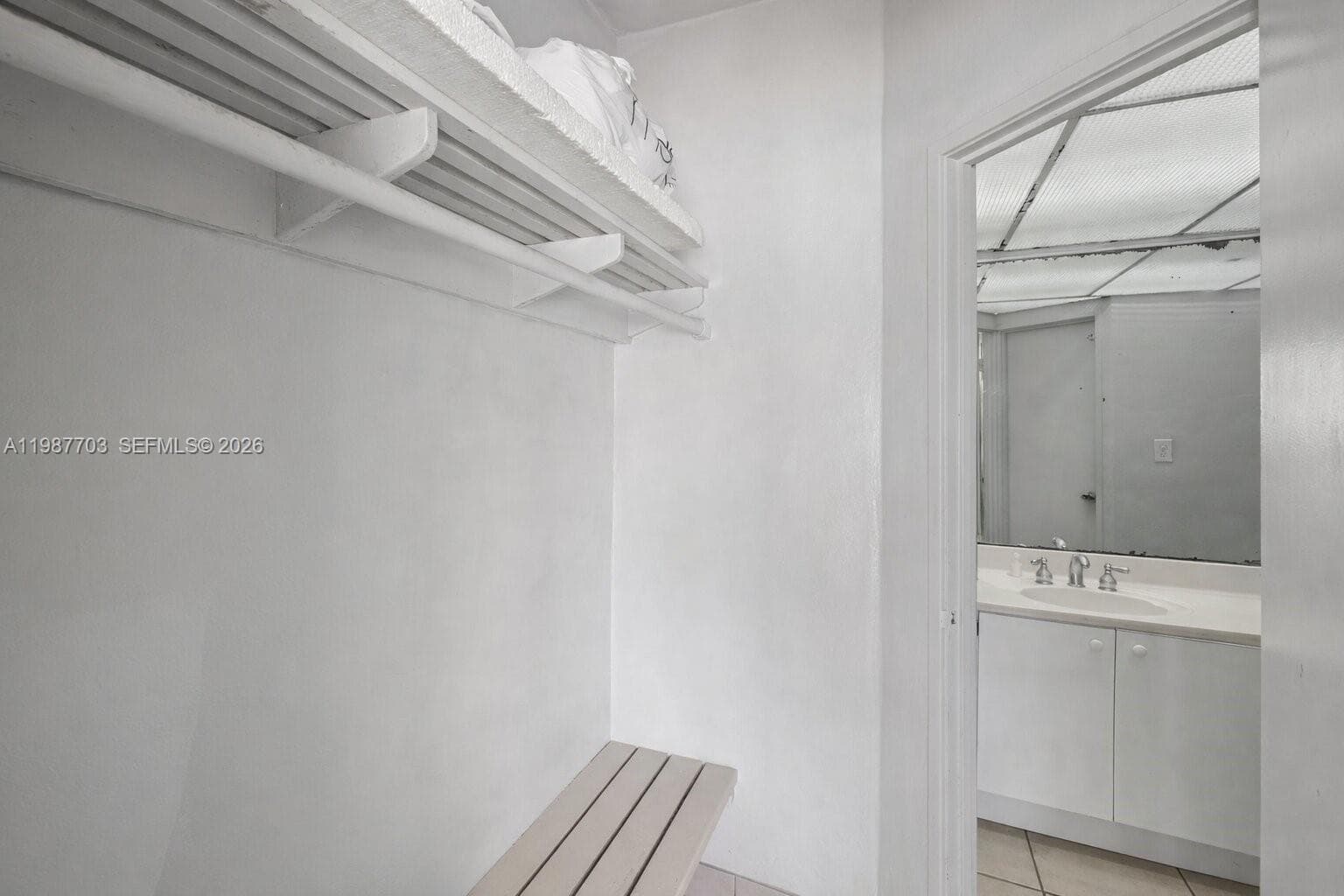 5055 Collins Ave, Miami Beach FL 33140
