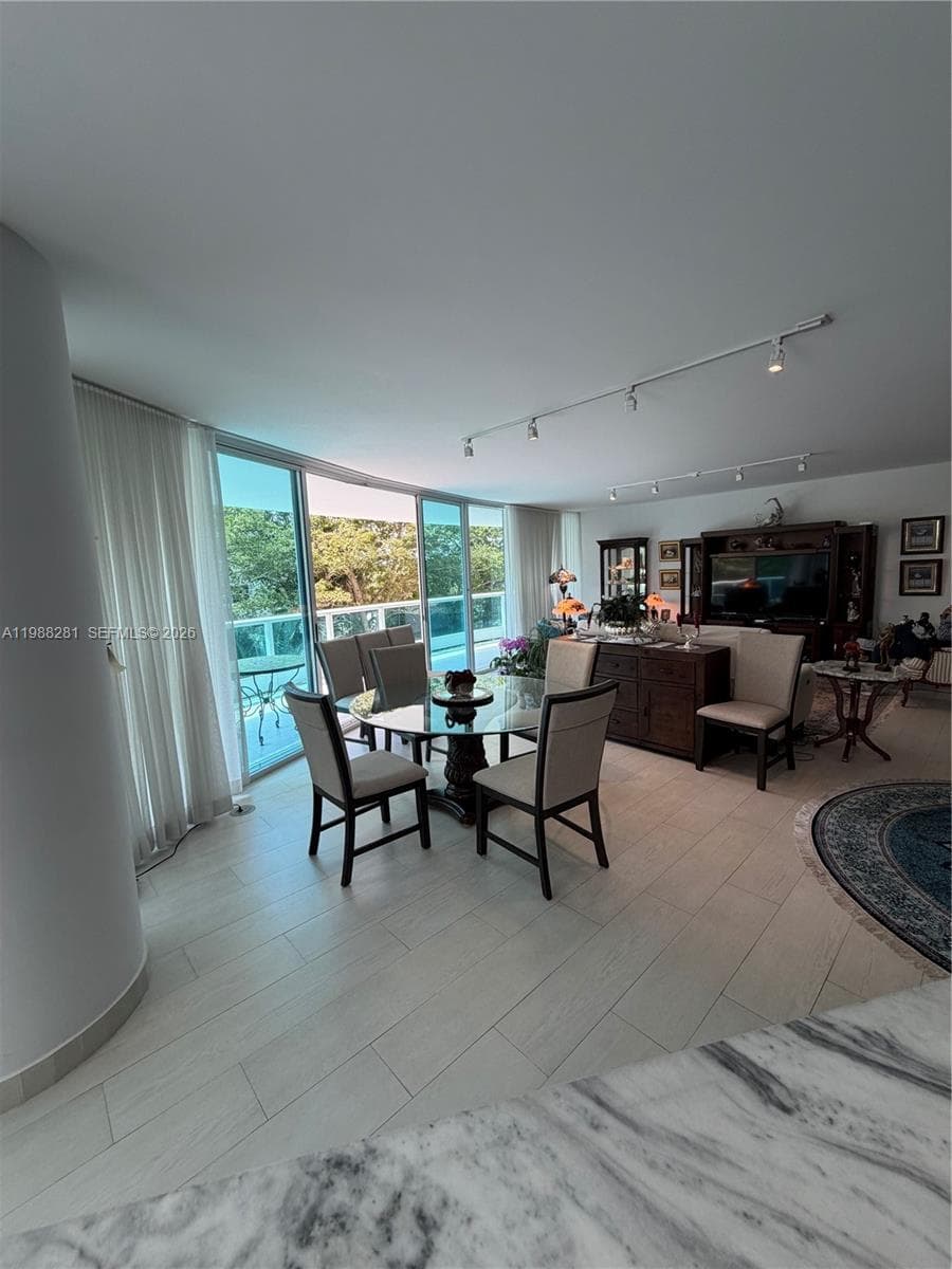 2127 Brickell Ave # 502, Miami FL 33129