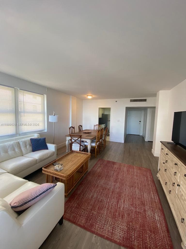 100 Lincoln Rd # 721, Miami Beach FL 33139