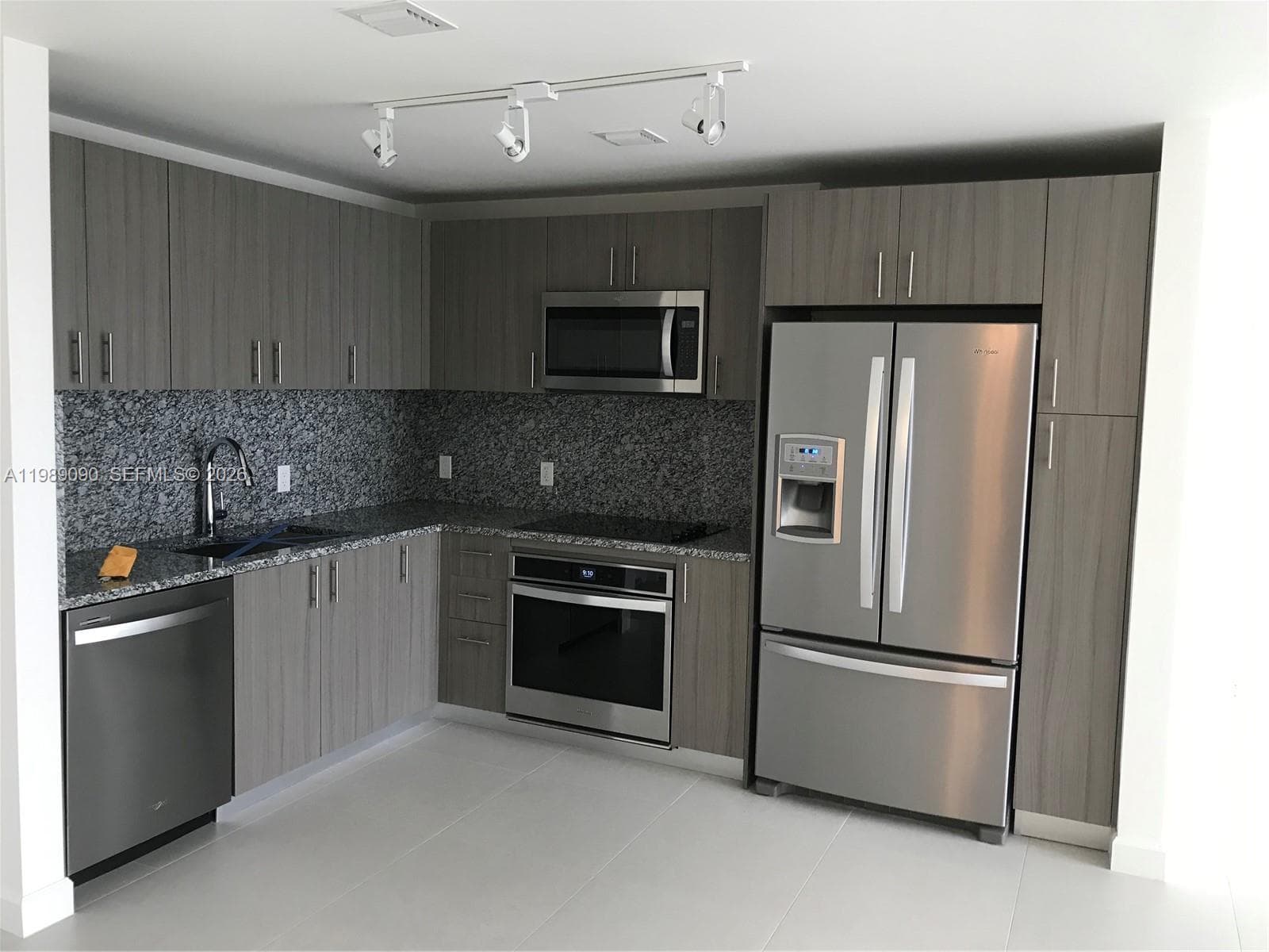 5350 NW 84th Ave # 1814, Doral FL 33166