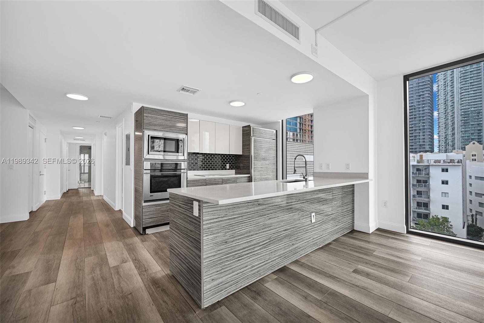 460 NE 28th St # 601, Miami FL 33137