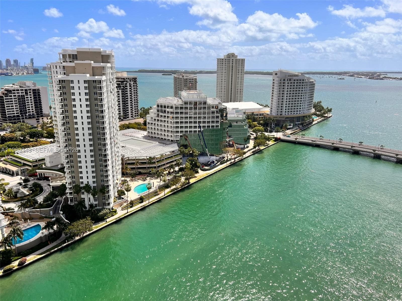 495 Brickell Ave # 2401, Miami FL 33131