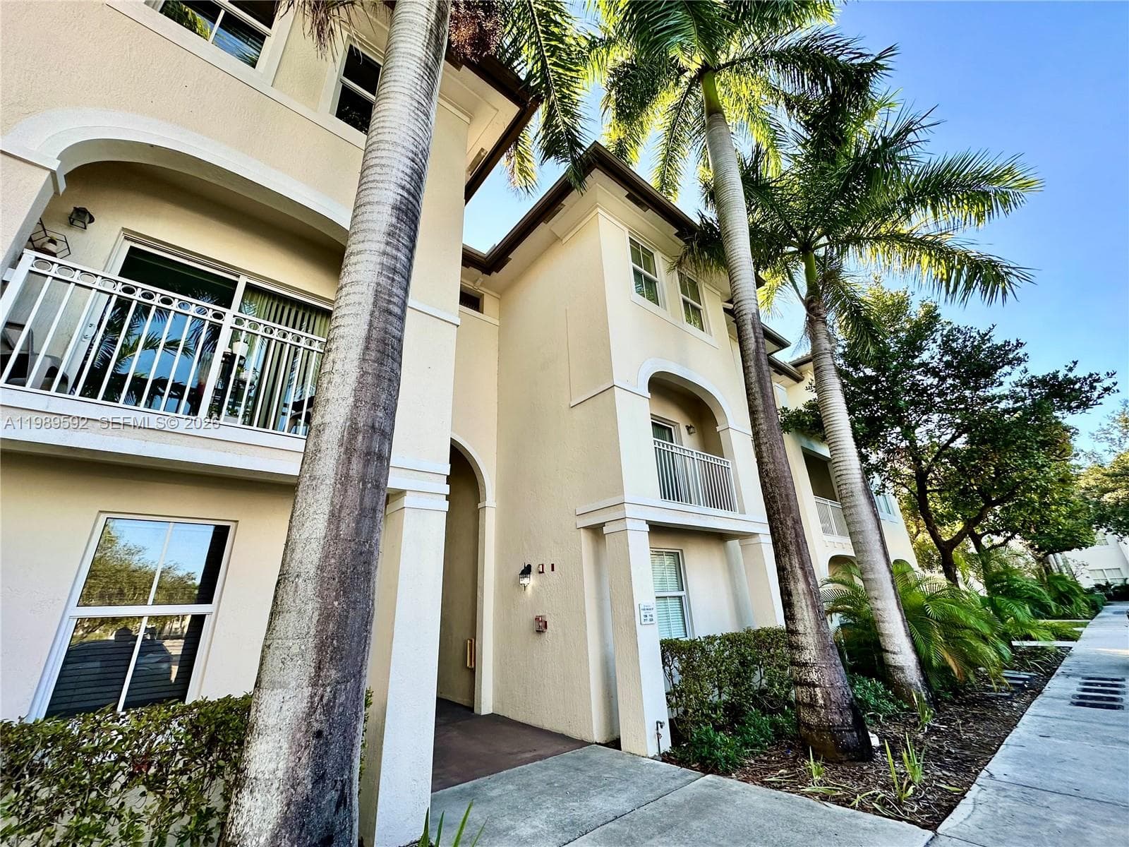 11403 NW 89th St # 219, Doral FL 33178