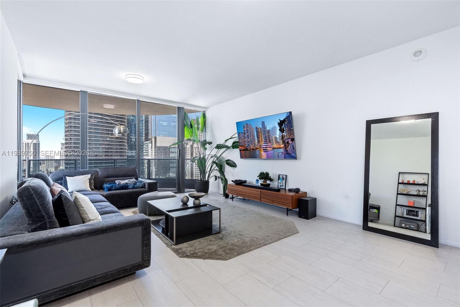 1000 Brickell Plz # 2812, Miami FL 33131