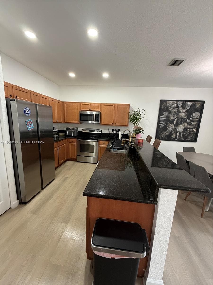 11277 NW 44th Ter, Doral FL 33178
