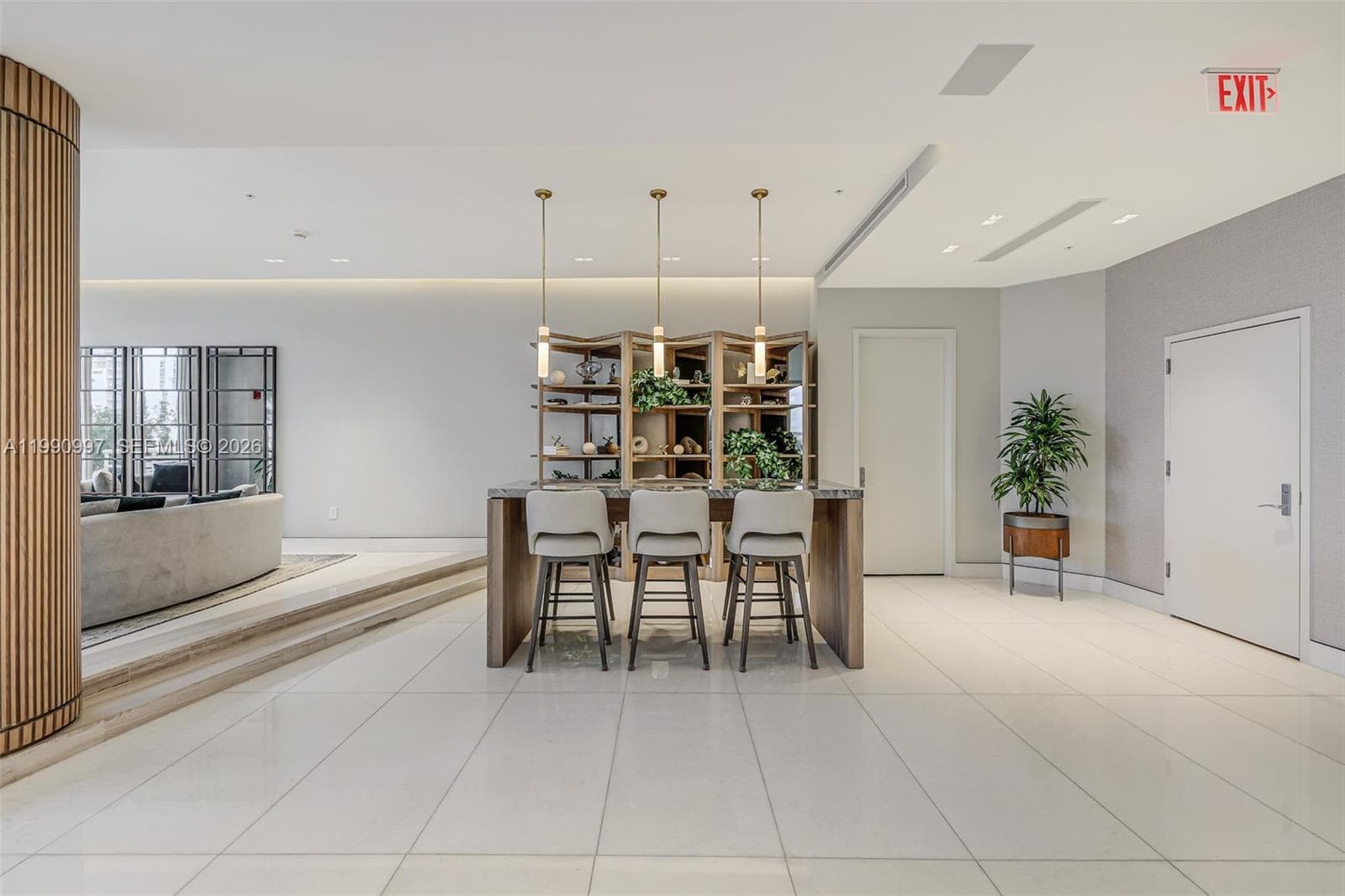 888 Brickell Key Dr # 807, Miami FL 33131