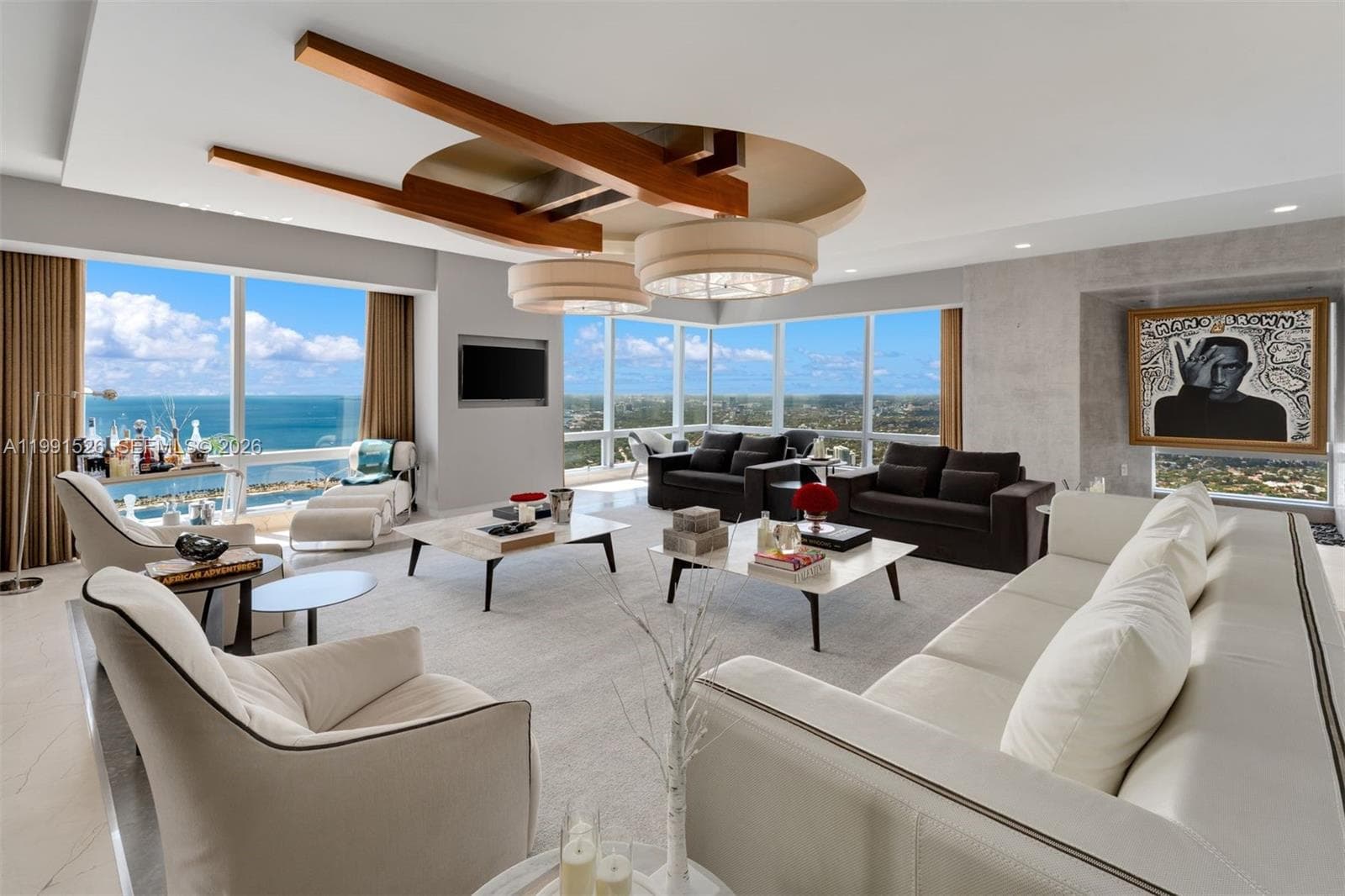 1425 Brickell Ave, Miami FL 33131