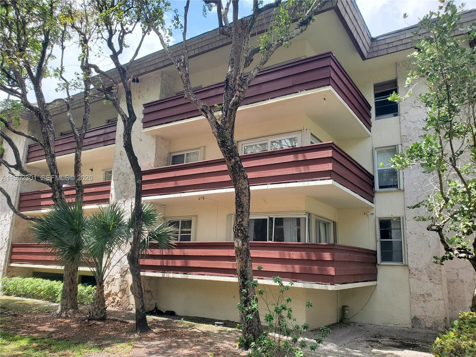 1205 Mariposa Ave # 206, Coral Gables FL 33146