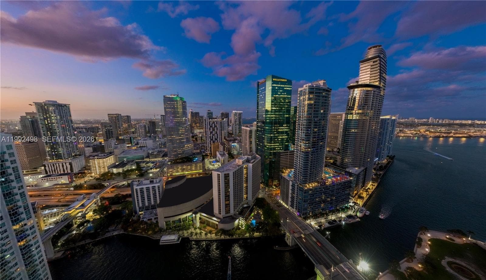 77 SE 5th St # 2204, Miami FL 33131