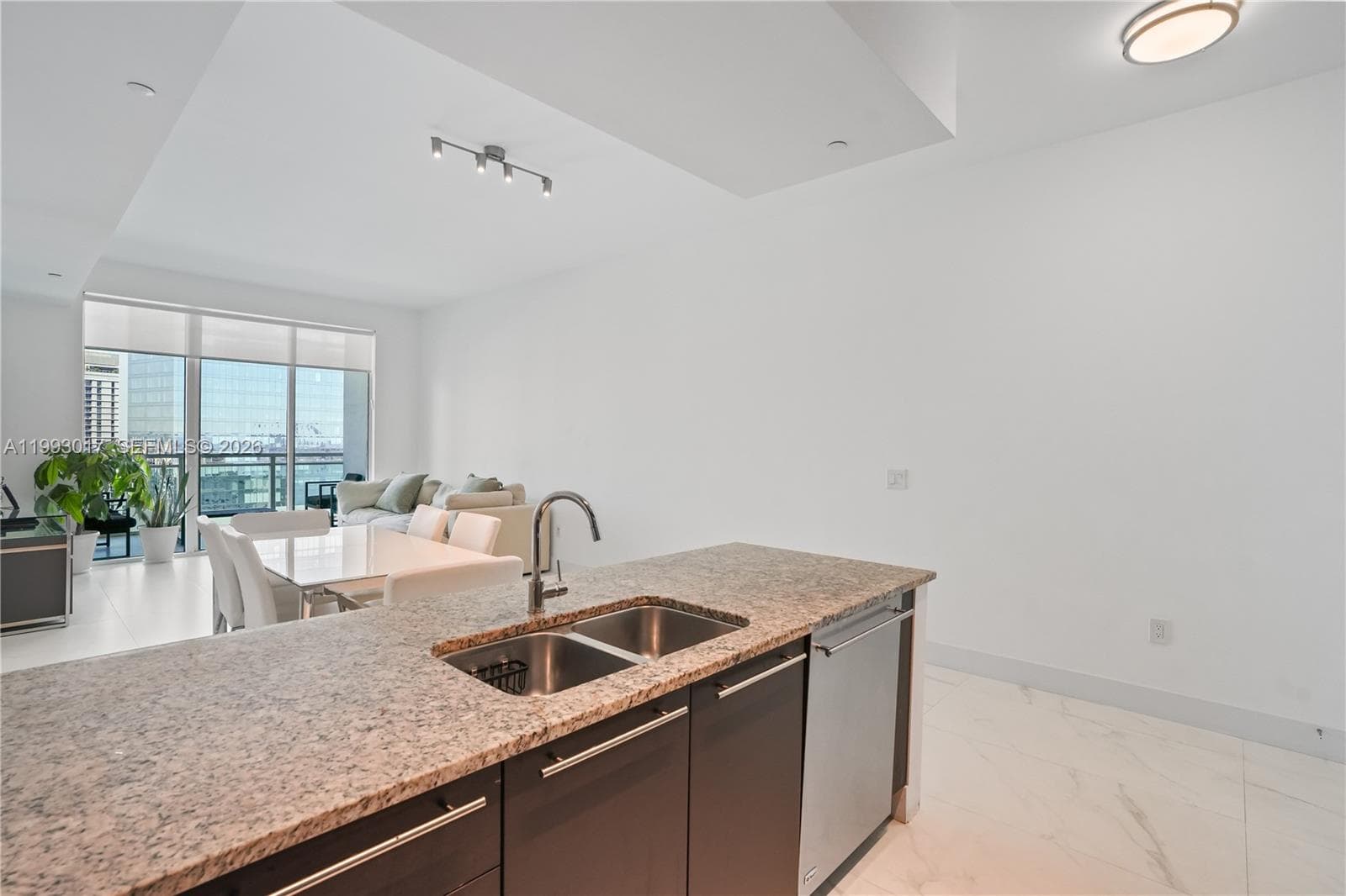950 Brickell Bay Dr # 4101, Miami FL 33131