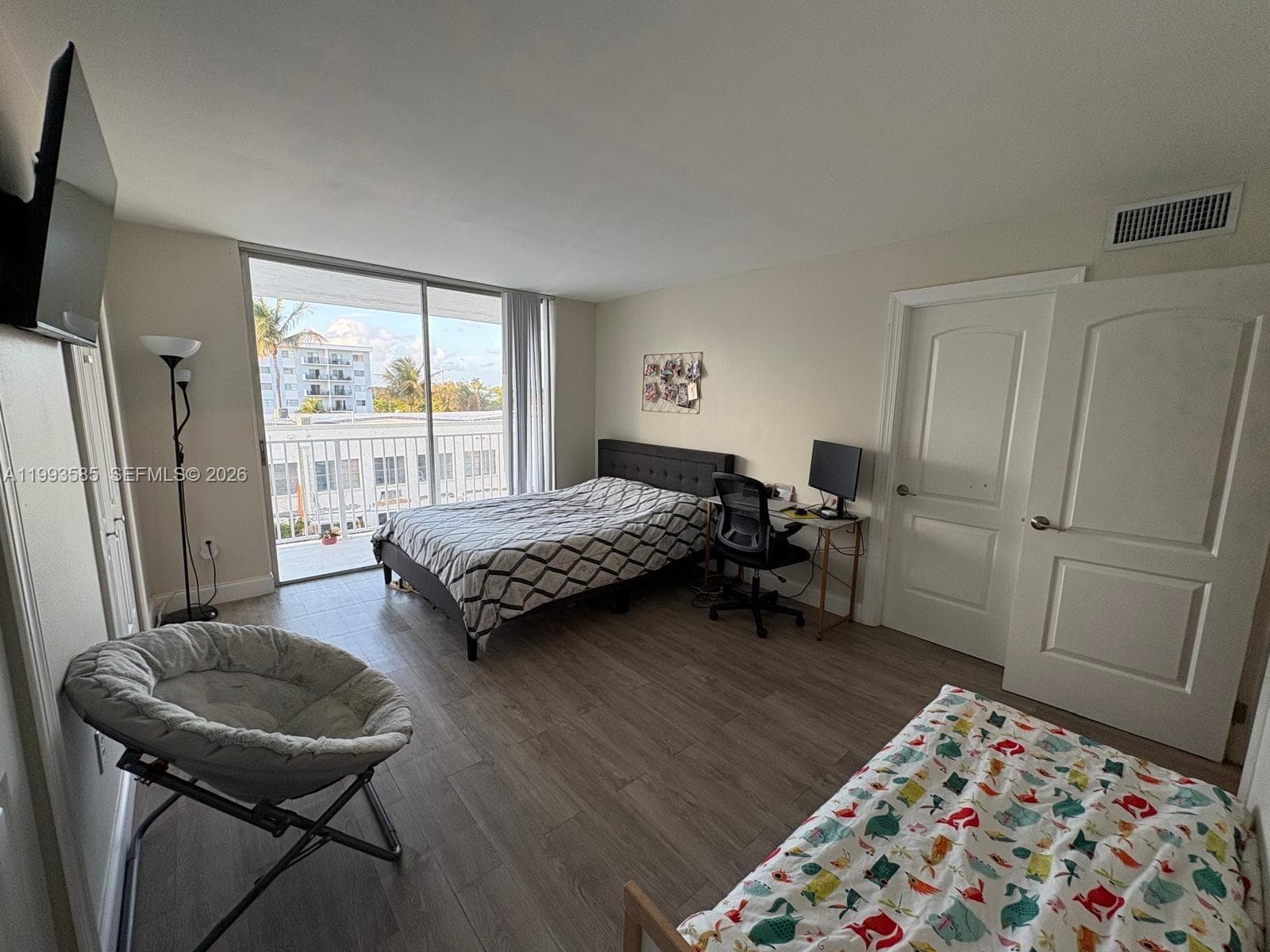 910 Michigan Ave # 505, Miami Beach FL 33139