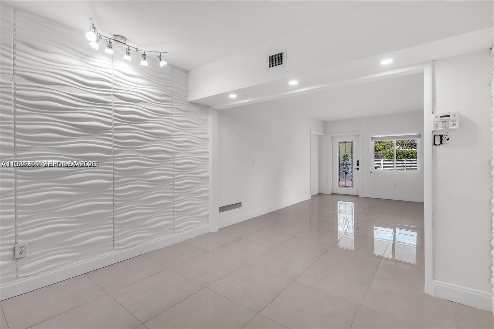 3800 Charles Ter, Miami FL 33133