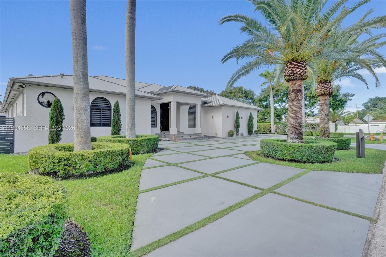 2600 SW 128th Ct, Miami FL 33175
