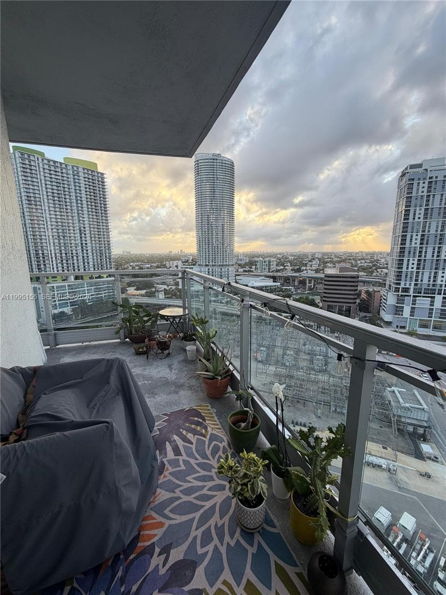 90 SW 3RD STREET # 2112, Miami FL 33130