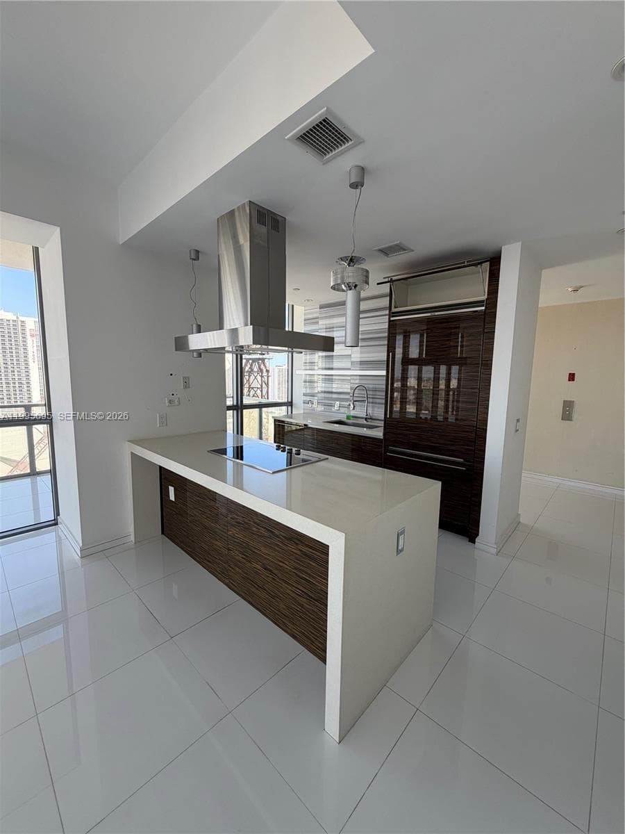 1100 Biscayne Blvd # 2605, Miami FL 33132