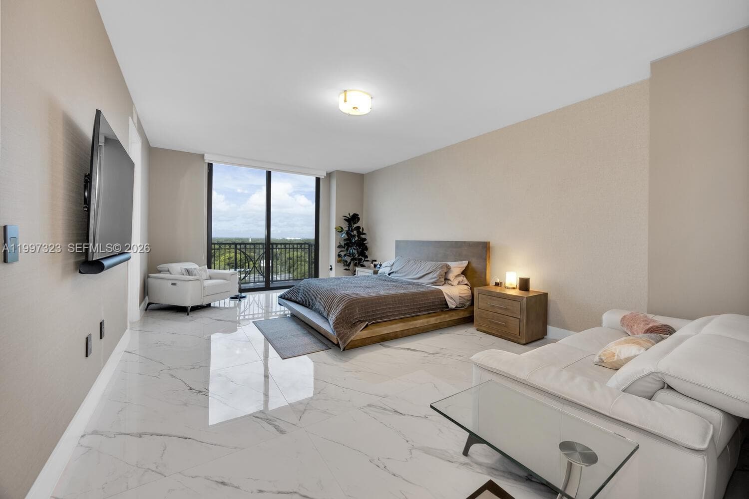 301 Altara Ave, Coral Gables FL 33146