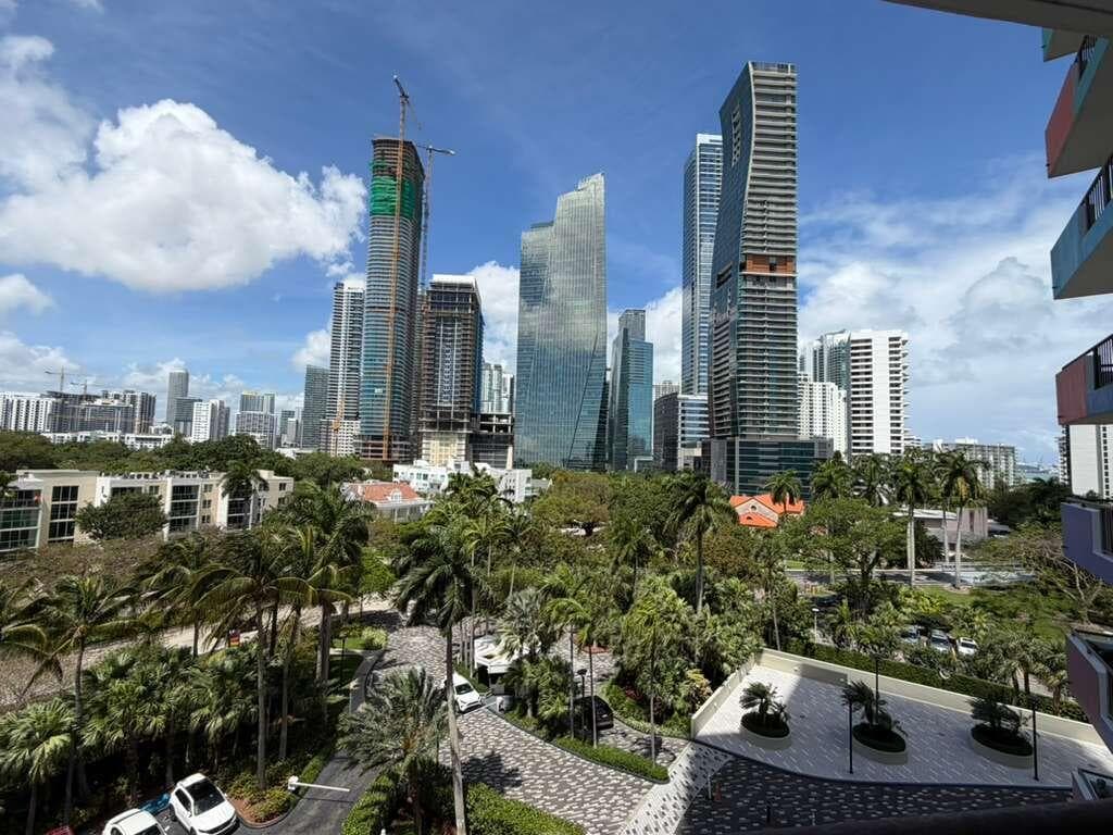1581 Brickell Avenue # 406, Miami FL 33129
