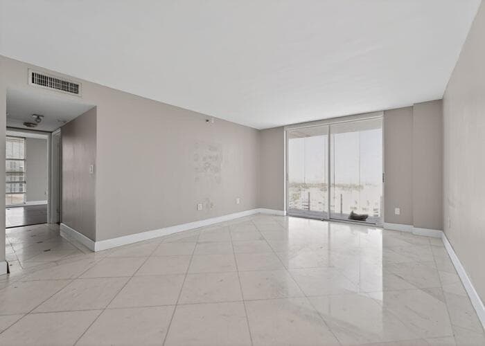 6061 Collins Avenue # 23a, Miami Beach FL 33140