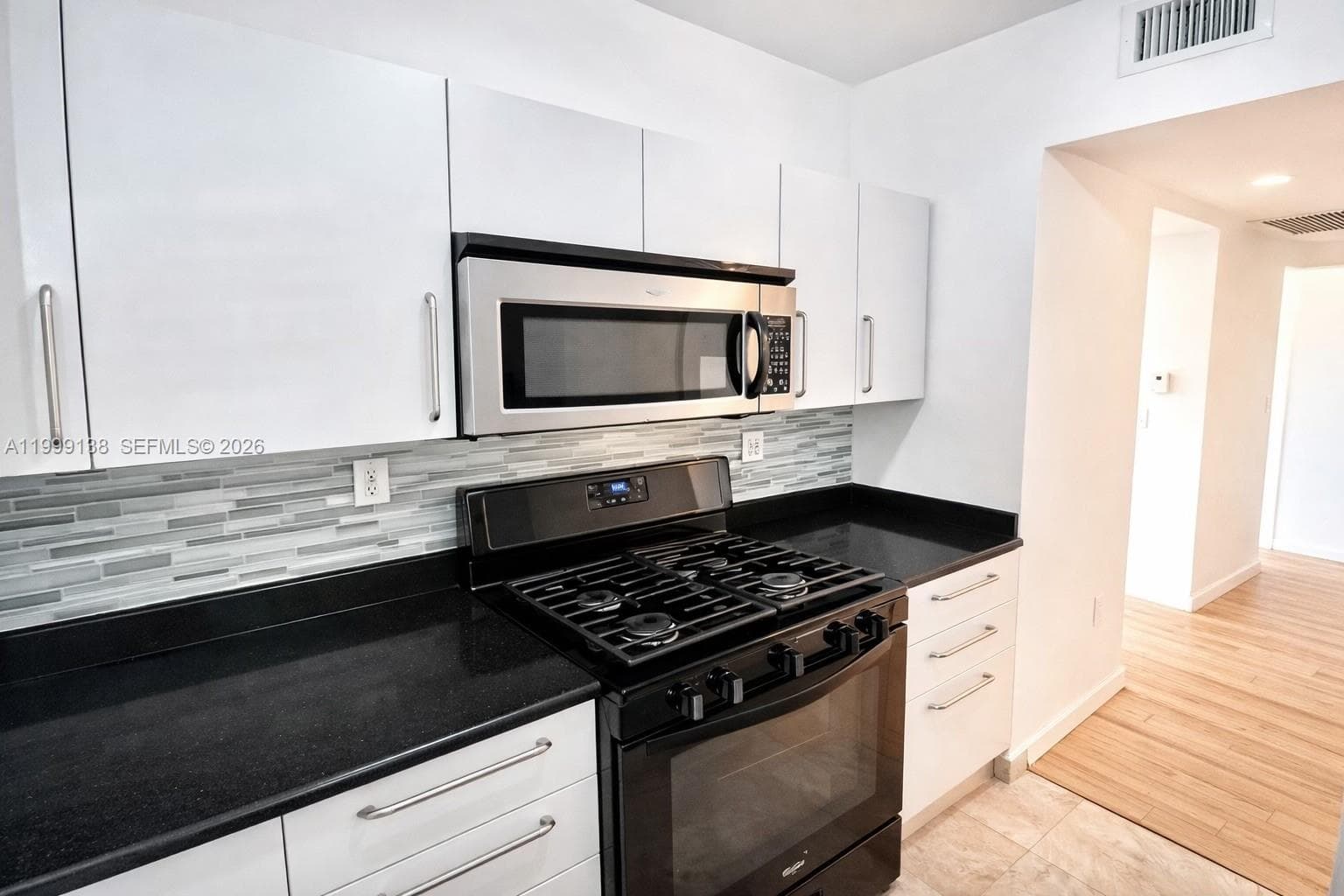 3915 N Meridian Ave # 101, Miami Beach FL 33140