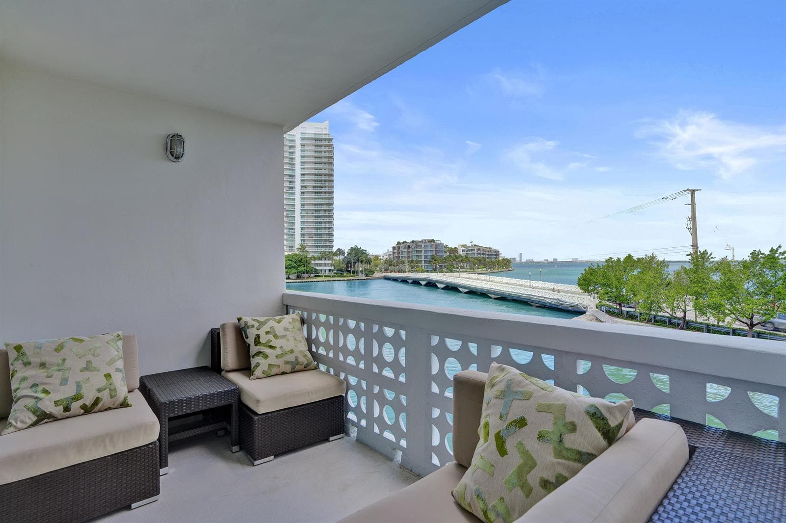 1670 Lincoln Court # 3b, Miami Beach FL 33139