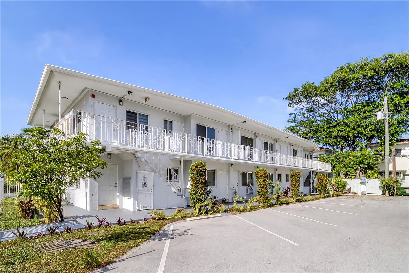 8129 Abbott Ave # 10, Miami Beach FL 33141