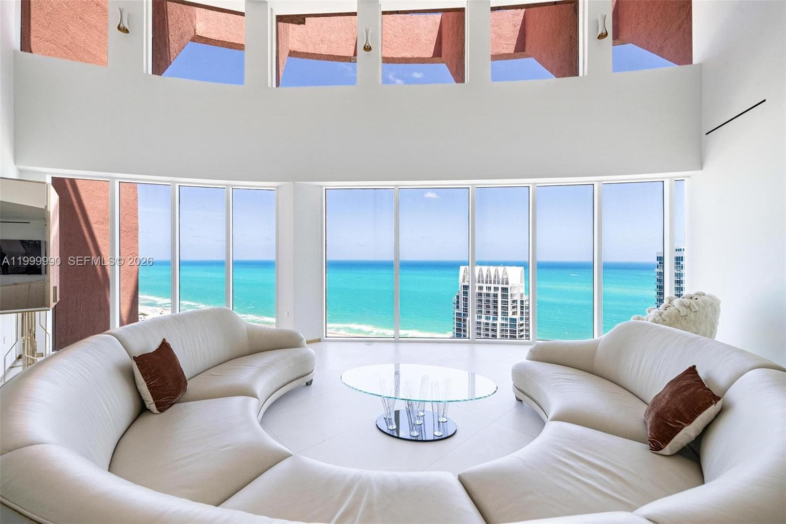 300 S Pointe Dr # 5, Miami Beach FL 33139
