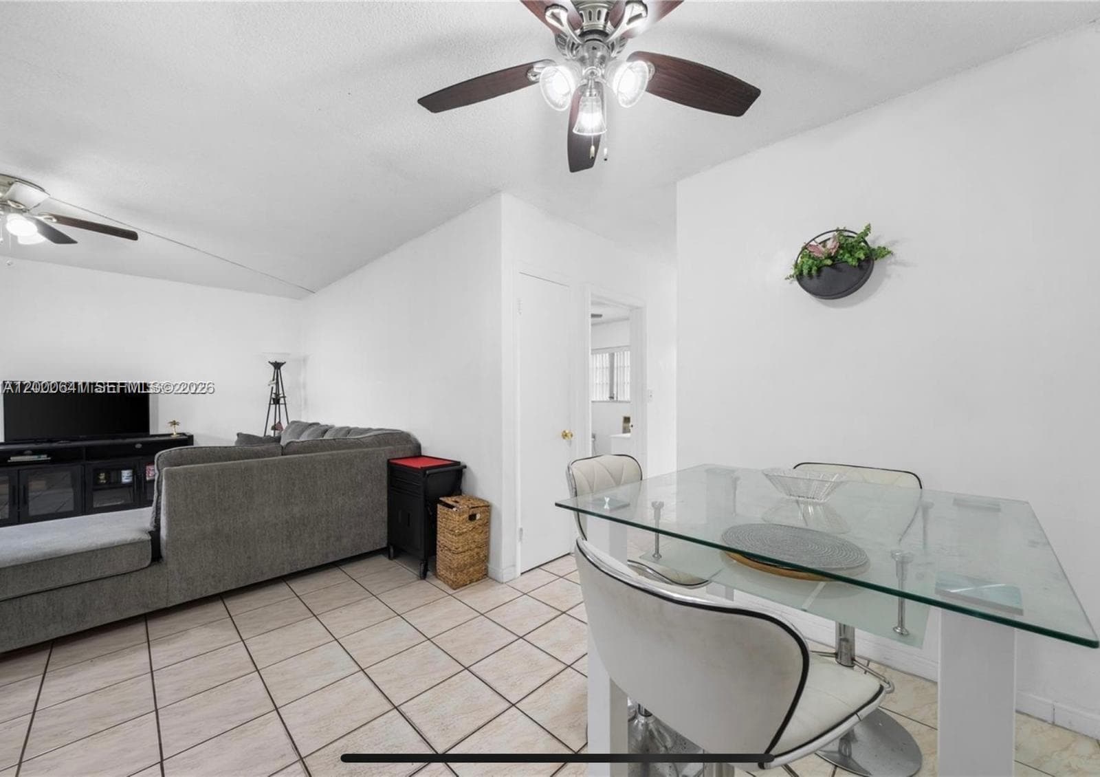 16900 NE 14 # 109, Miami FL 33162