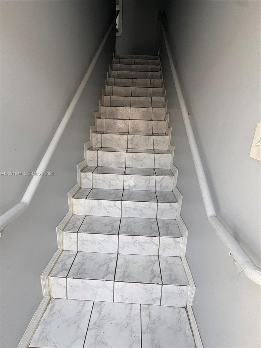 12035 SW 14th St # 105, Miami FL 33184
