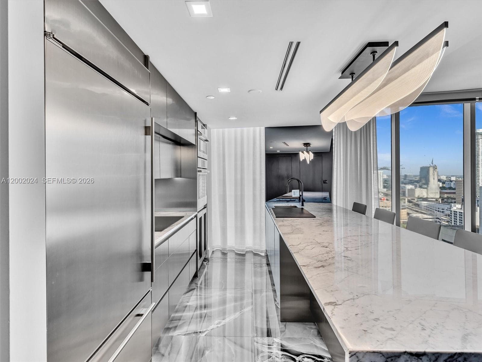 475 Brickell Ave # 2715, Miami FL 33131
