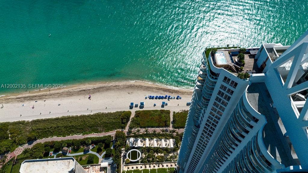 6365 Collins Ave # 2306, Miami Beach FL 33141