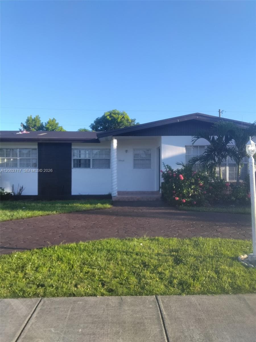 11960 SW 176th St, Miami FL 33177