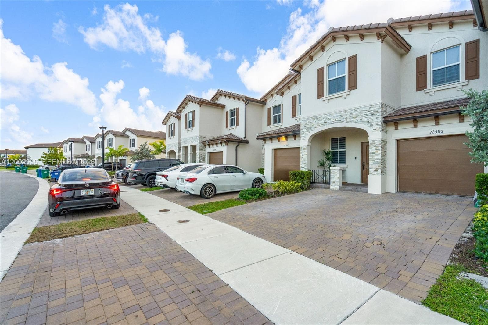 12586 NW 22nd Pl, Miami FL 33167