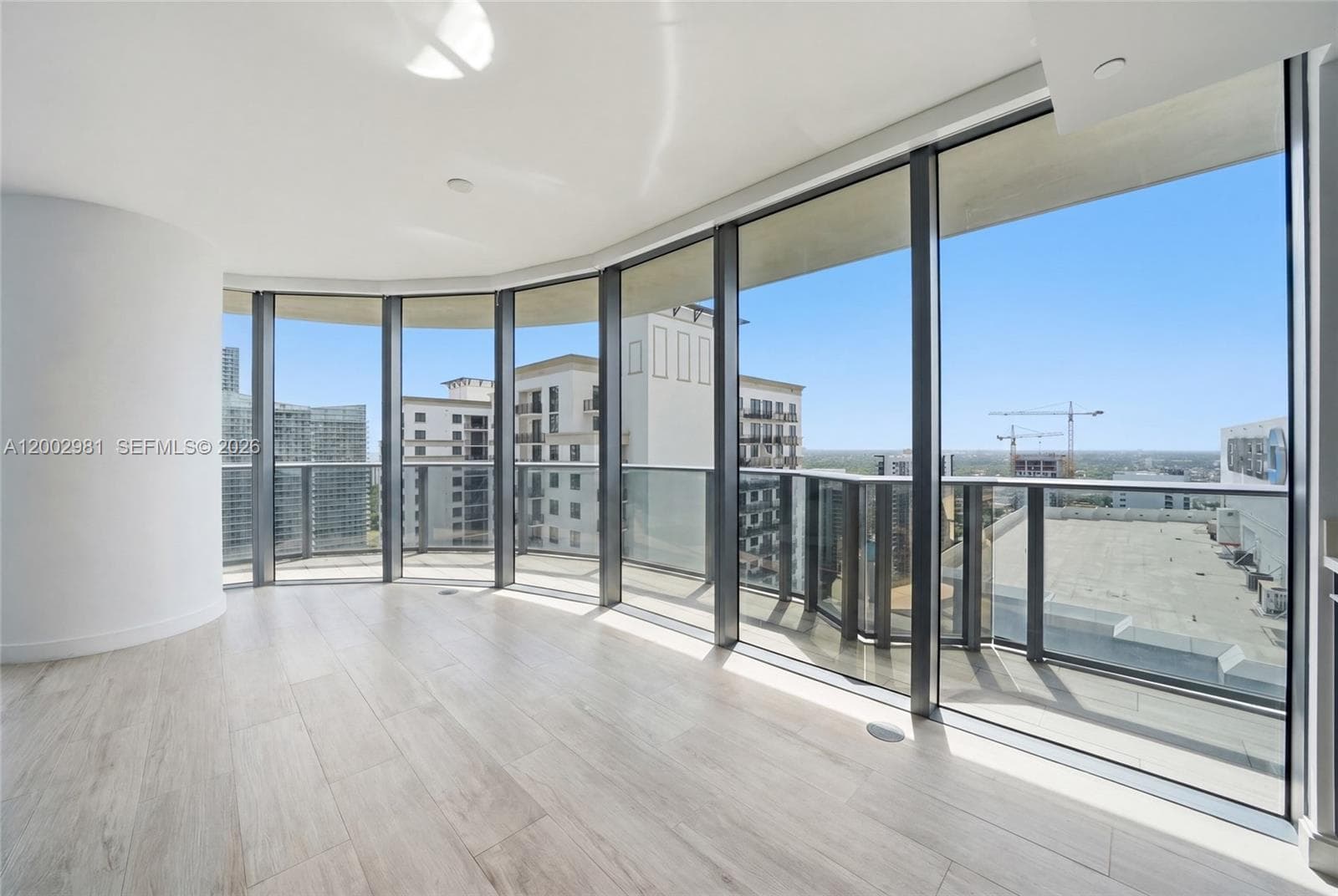 55 SW 9th St # 3106, Miami FL 33130