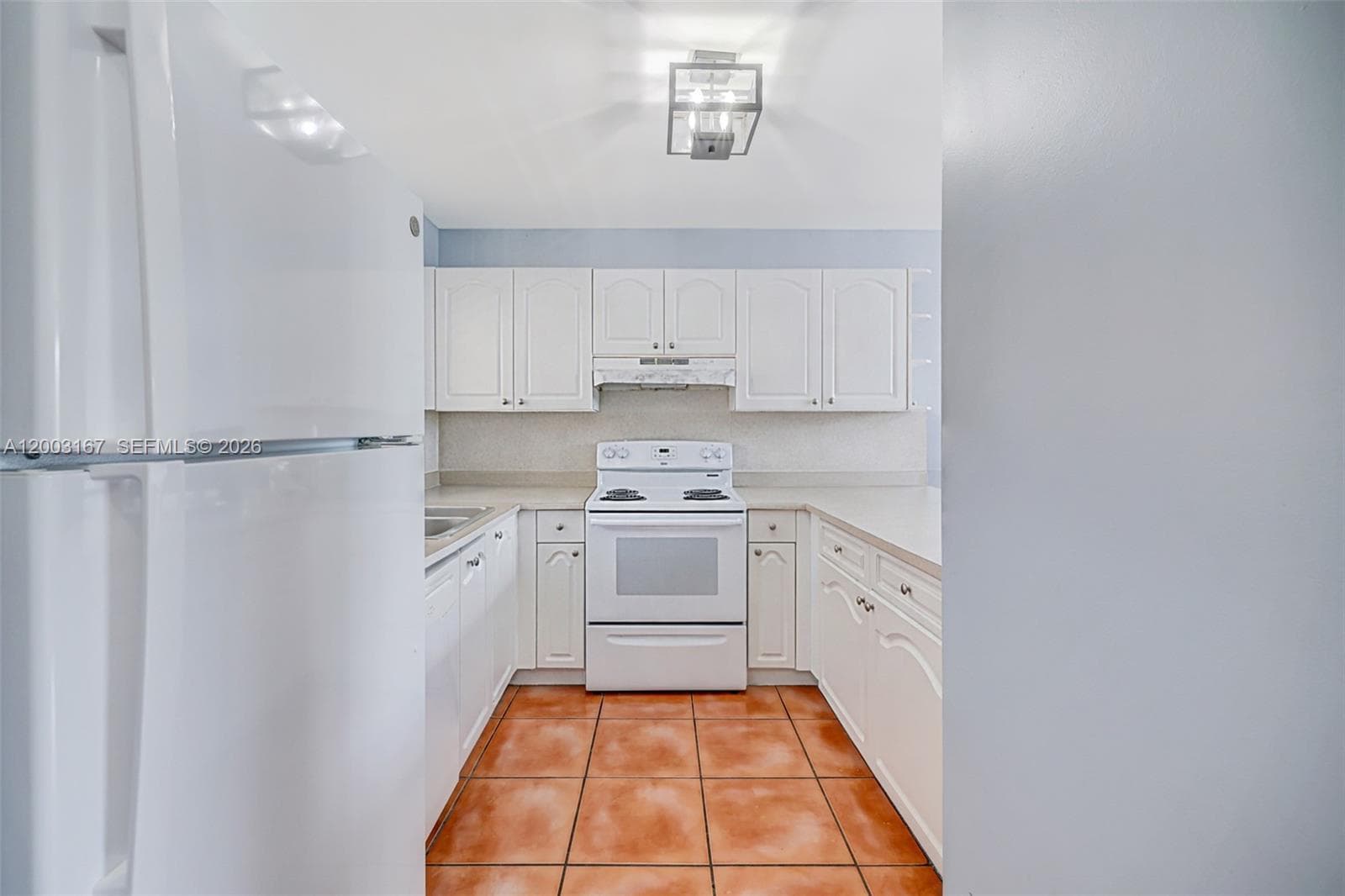 6255 Kendale Lakes Cir # 218, Miami FL 33183