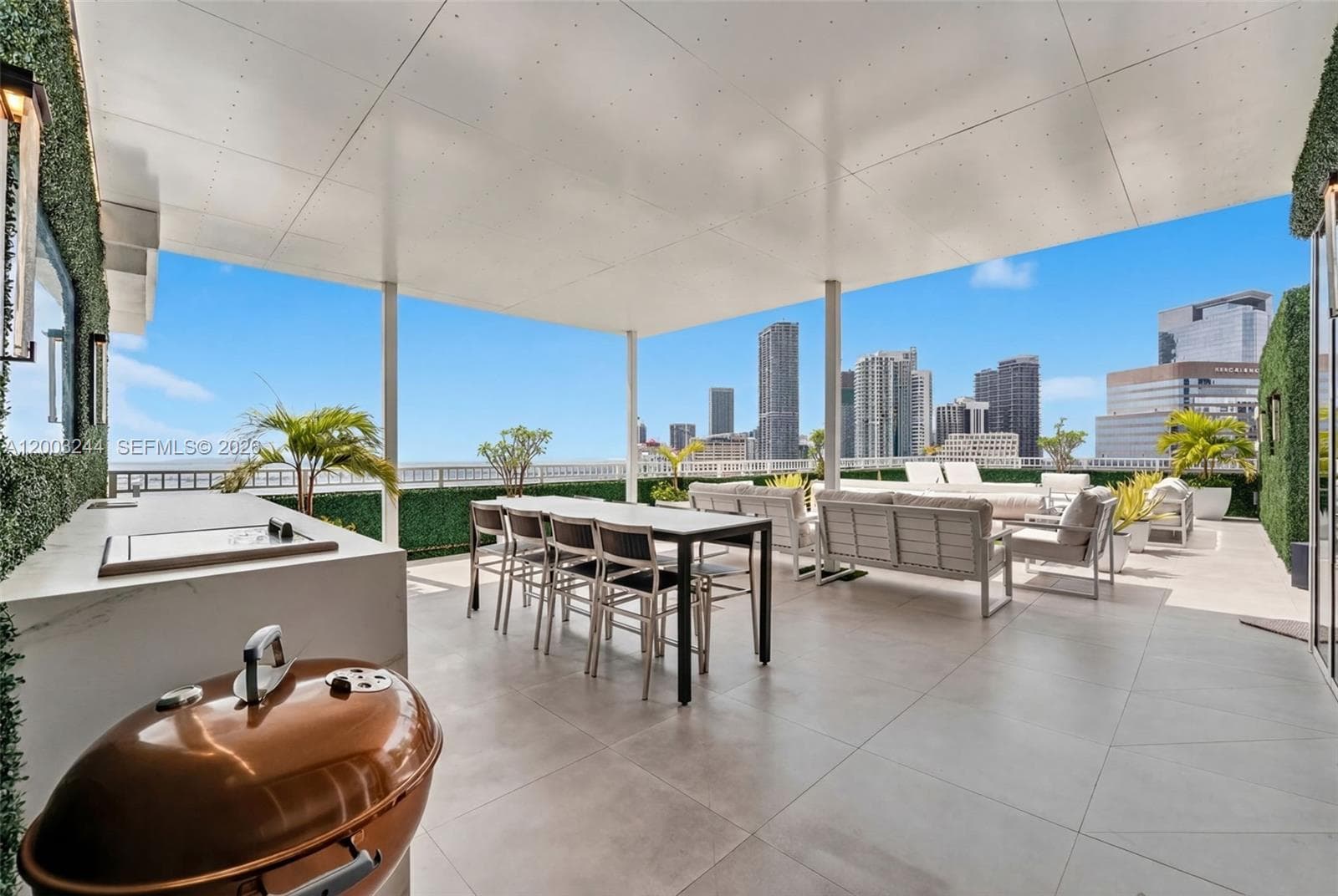 801 Brickell Key Blvd, Miami FL 33131