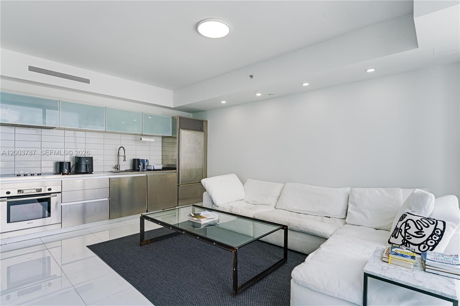 1040 Biscayne Blvd # 1905, Miami FL 33132