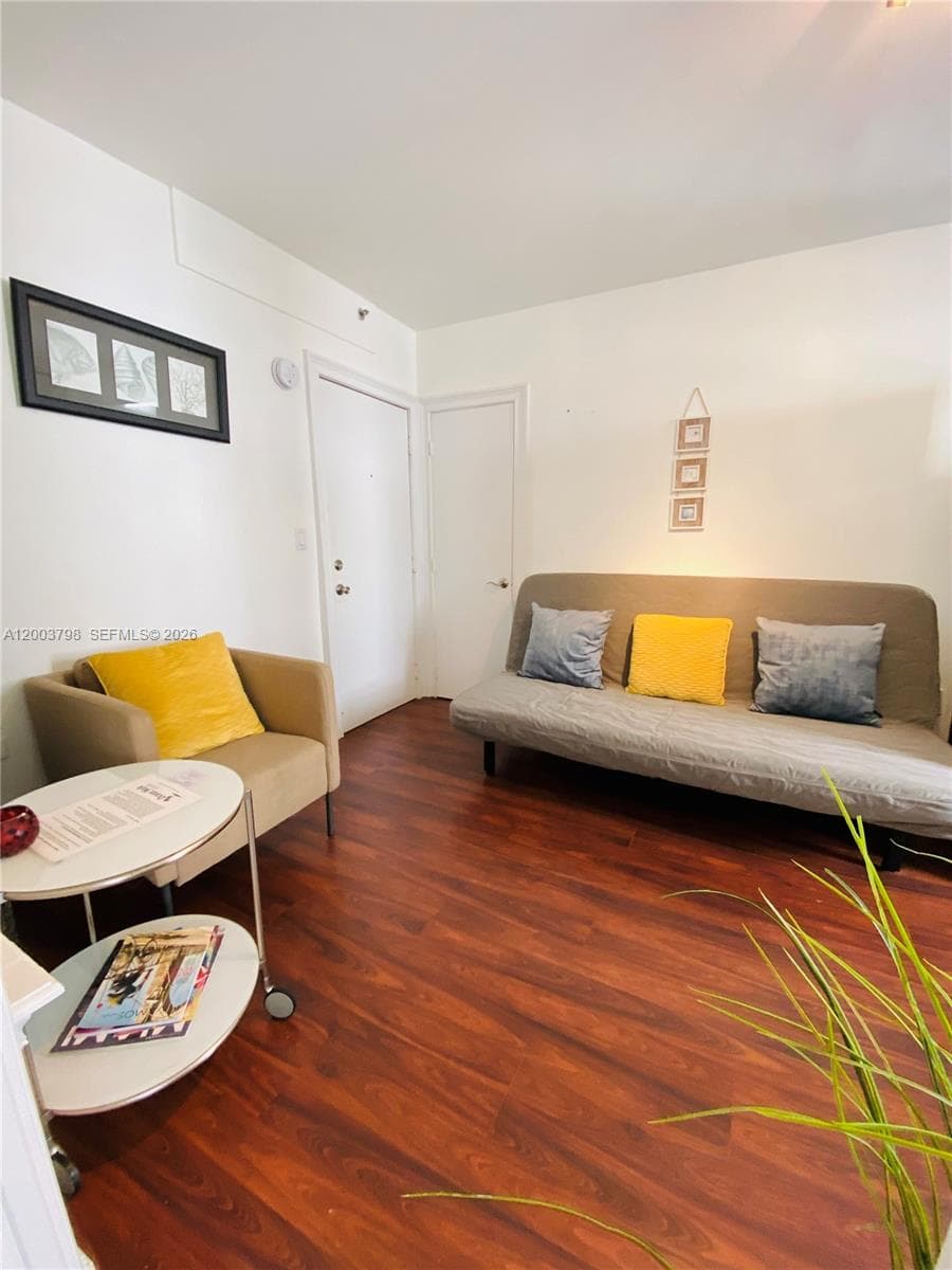 335 Ocean Dr # 228, Miami Beach FL 33139
