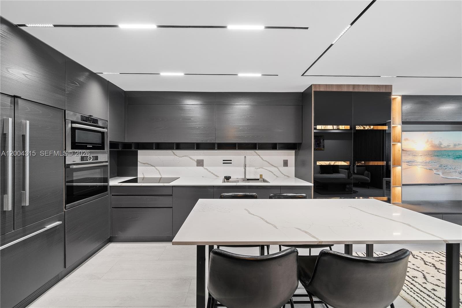 2301 Collins Ave # 432, Miami Beach FL 33139