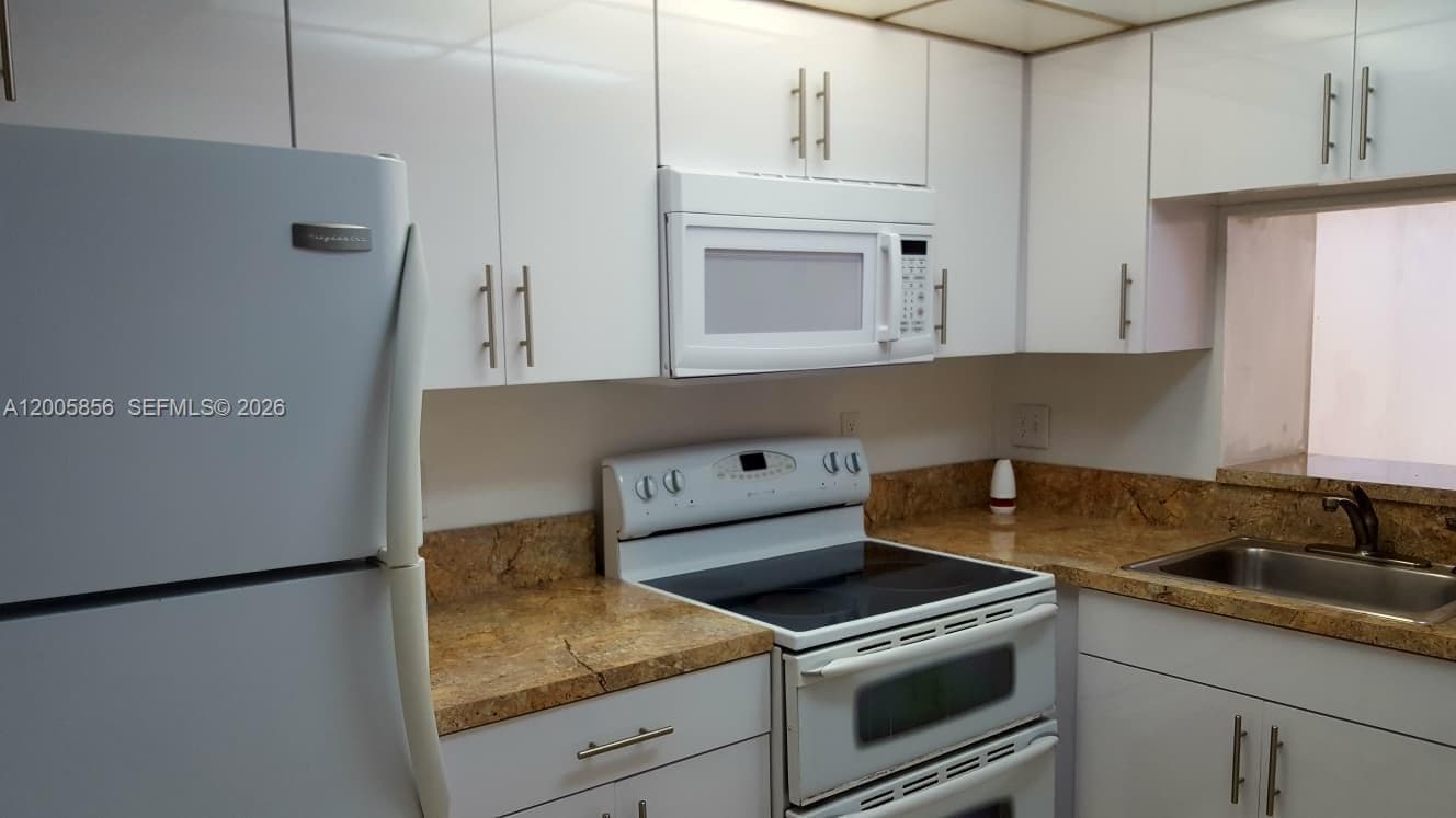 19701 SW 114th Ave # 266, Miami FL 33157