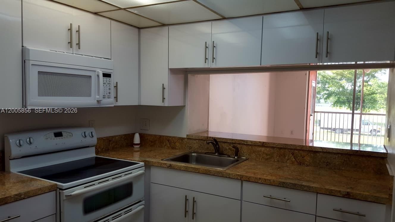 19701 SW 114th Ave # 266, Miami FL 33157