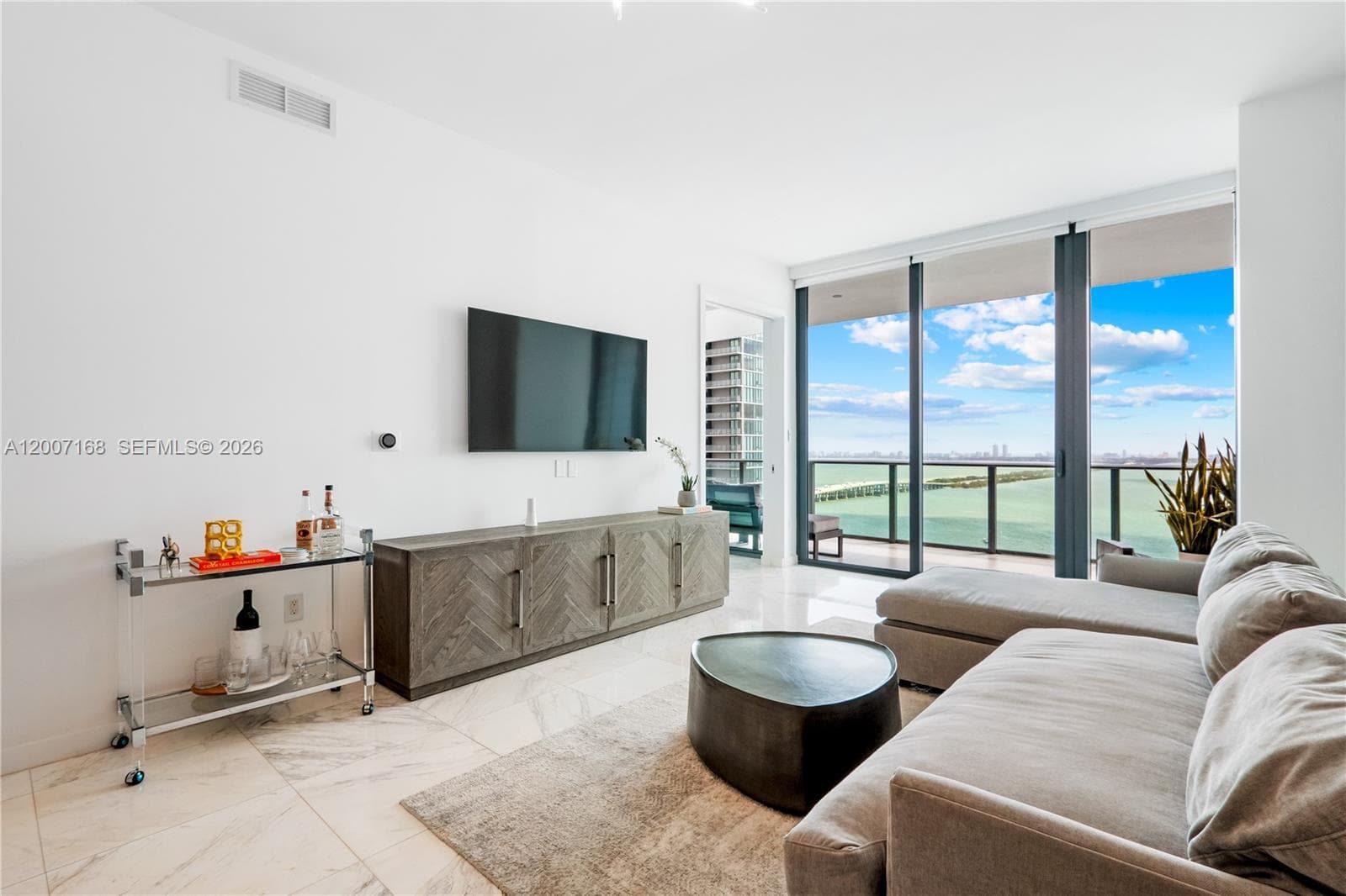 480 NE 31st St # 2405, Miami FL 33137