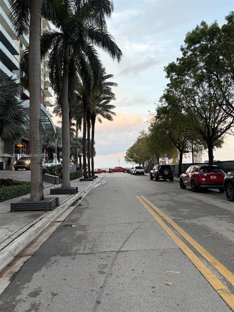 1155 Brickell Bay Dr # 1201, Miami FL 33131
