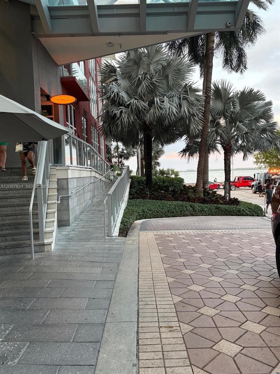 1155 Brickell Bay Dr # 1201, Miami FL 33131