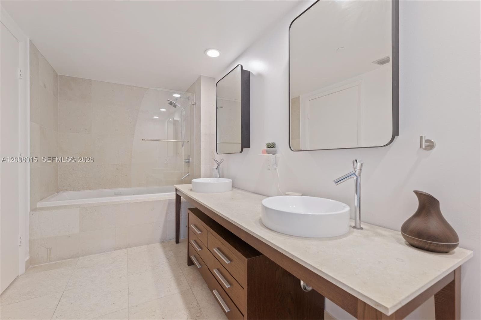 495 Brickell Ave # 3509, Miami FL 33131