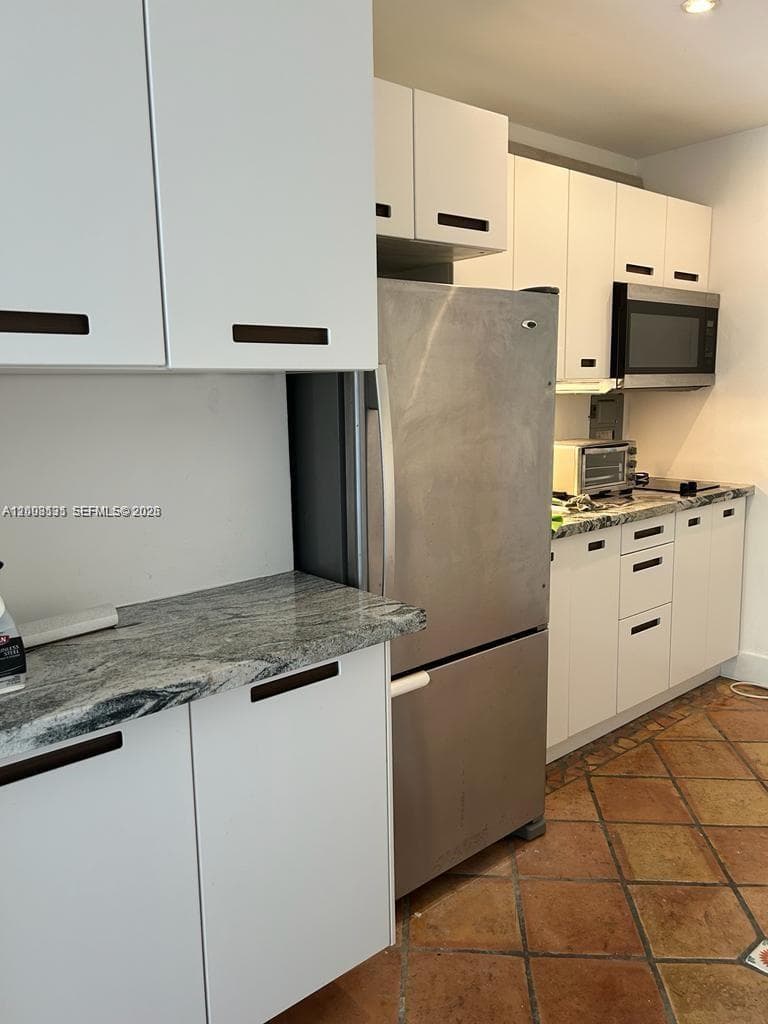 645 NE 77th St # 16, Miami FL 33138