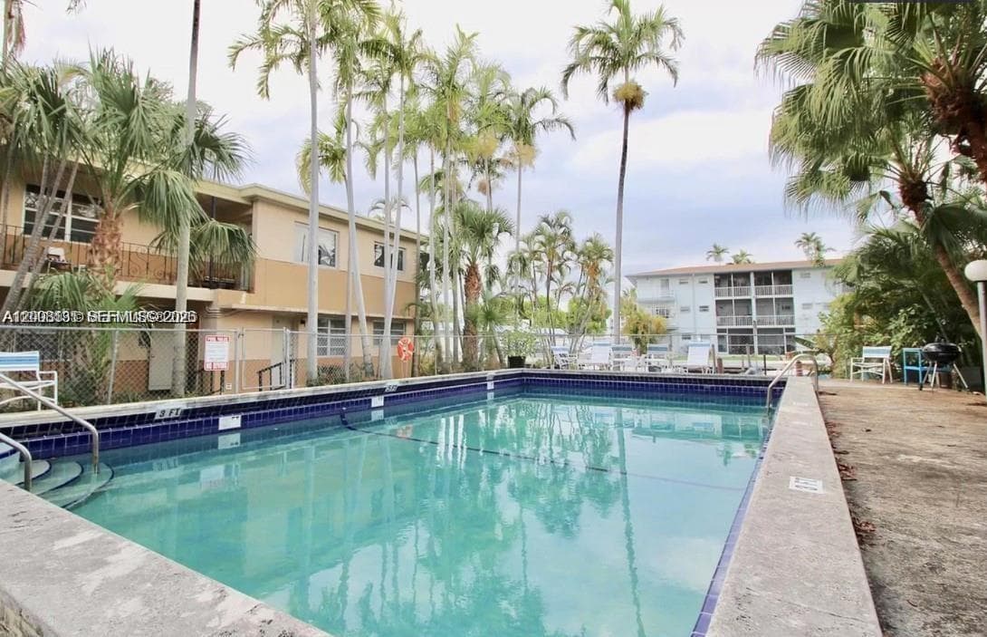 645 NE 77th St # 16, Miami FL 33138