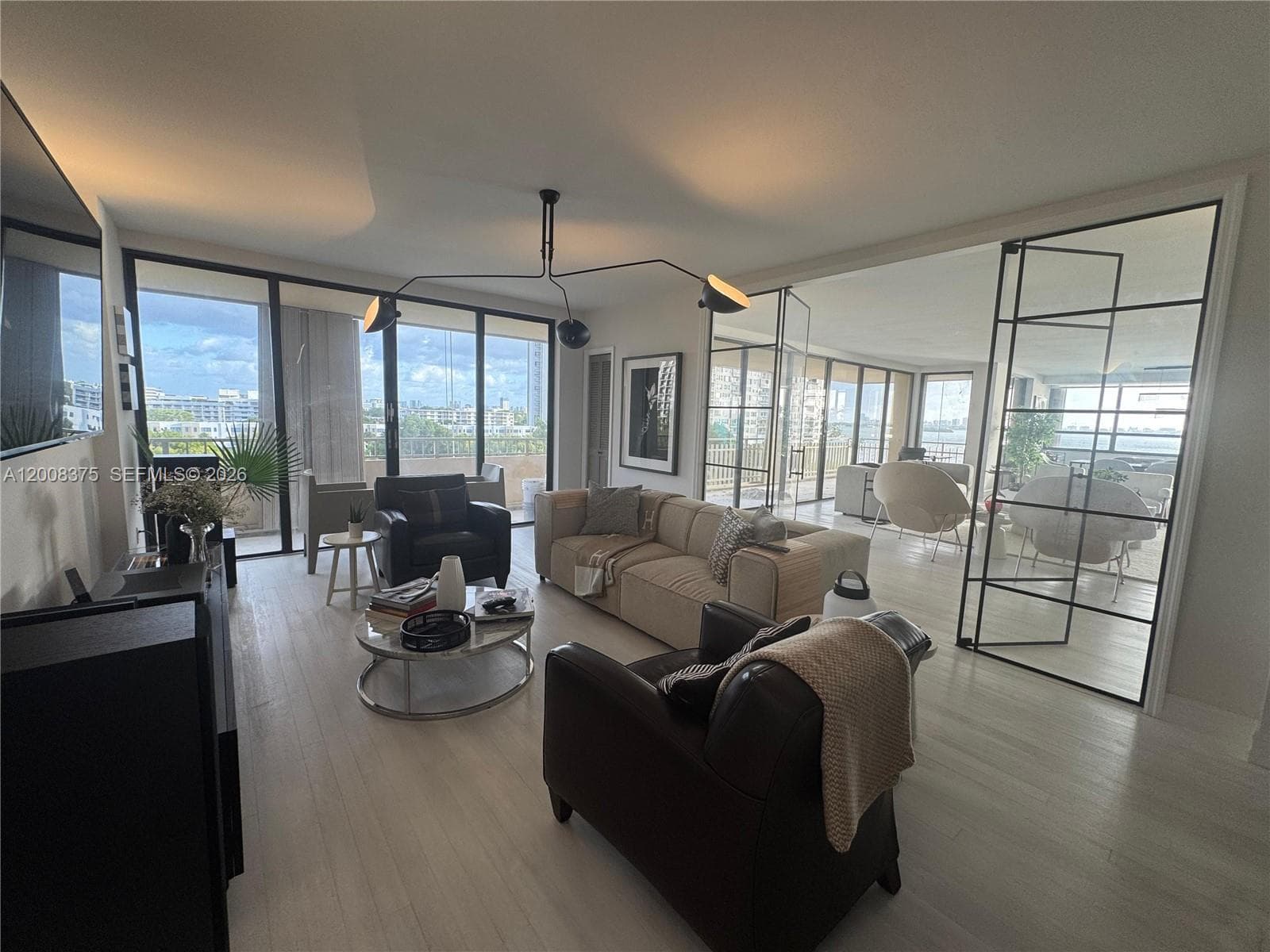 11113 Biscayne Blvd # 558, Miami FL 33181