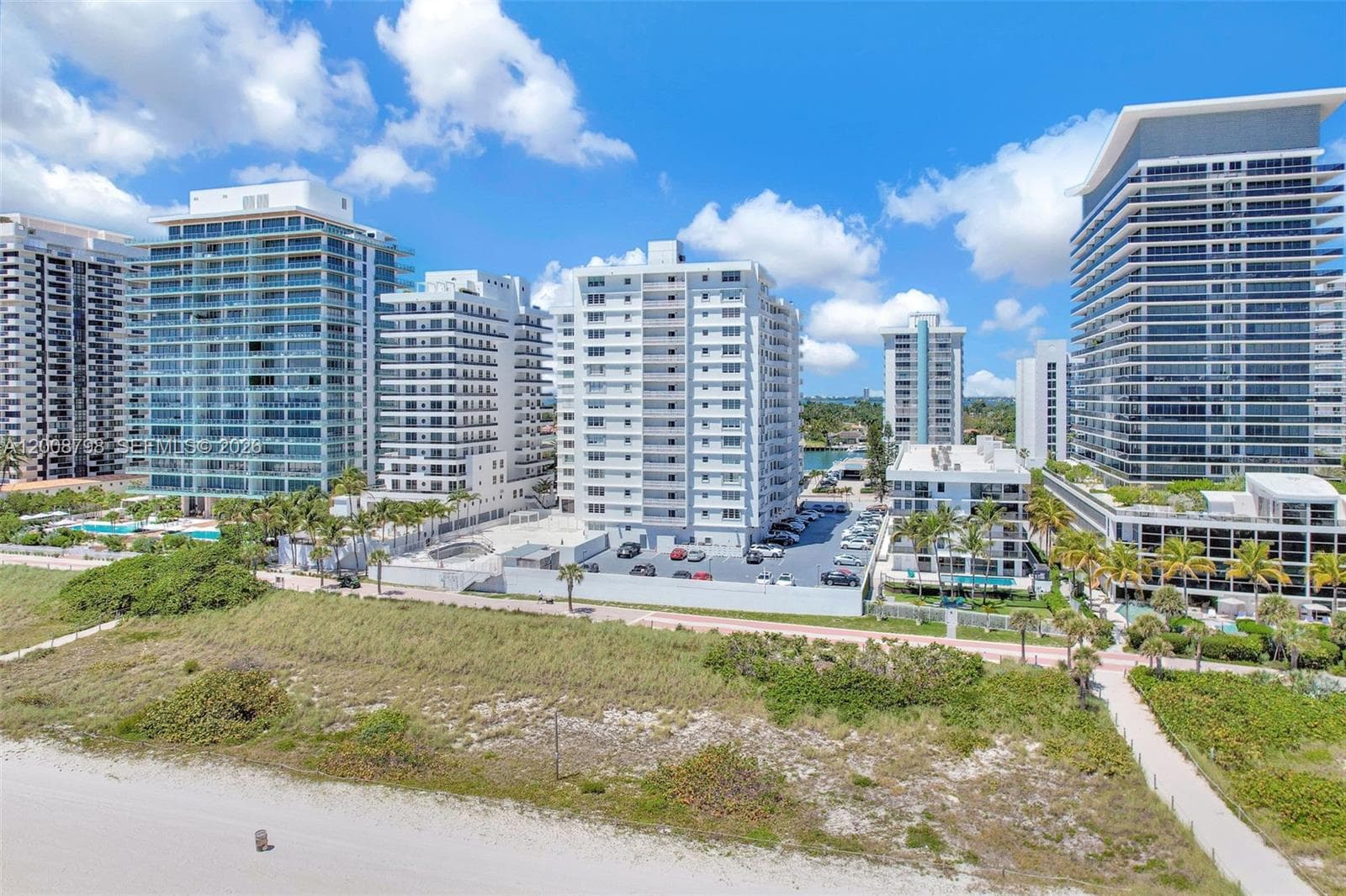 5825 Collins Ave # 2E, Miami Beach FL 33140